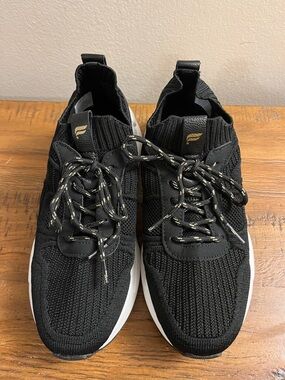 Fabletics Every Day Trainer Black/White Size 7 NWOT